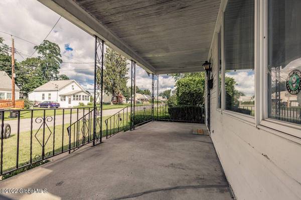 3266 Taylor  ST, Rotterdam, NY 12306