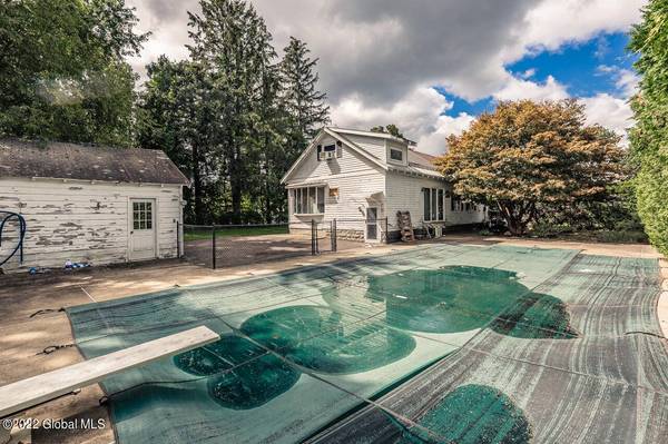 3266 Taylor  ST, Rotterdam, NY 12306