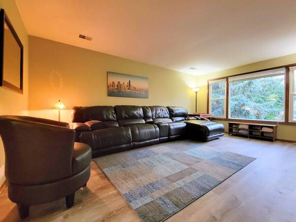 4856 N Kruger AVE, Chicago, IL 60630