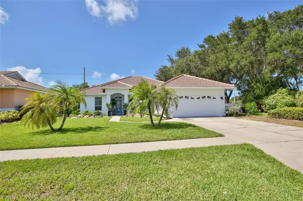 1047 TRUMAN ST, Nokomis, FL 34275