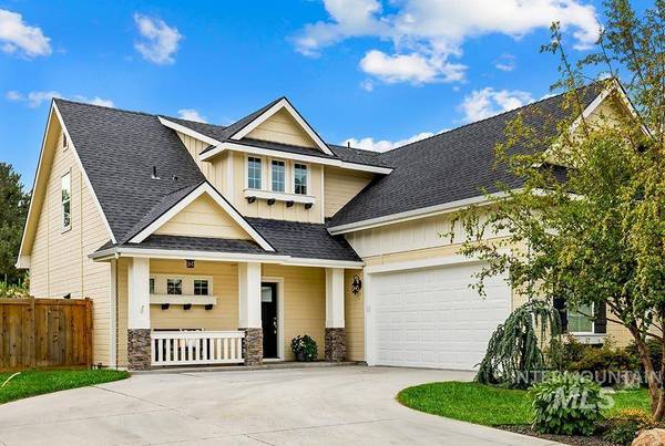 751 E Washakie St, Meridian, ID 83646