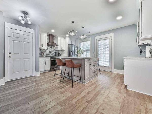 313 Hiawassee DR, Woodstock, GA 30188