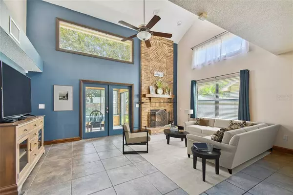 4720 S HAMPTON DR, Orlando, FL 32812