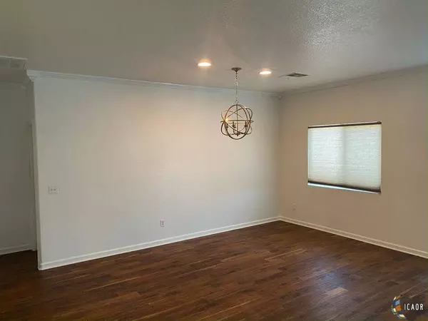 282 W Playa Del Carmen, Imperial, CA 92251