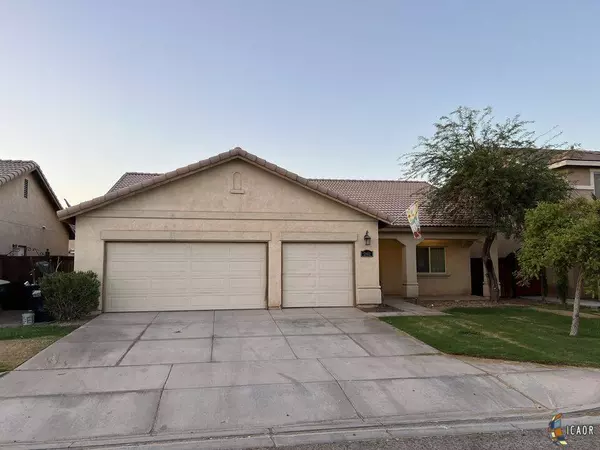 282 W Playa Del Carmen, Imperial, CA 92251