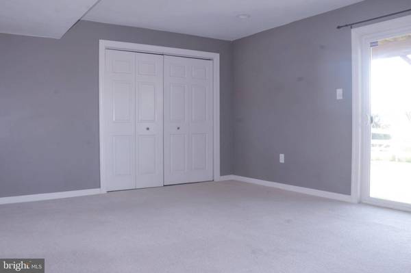 262 S SAVANNA DR, Pottstown, PA 19465