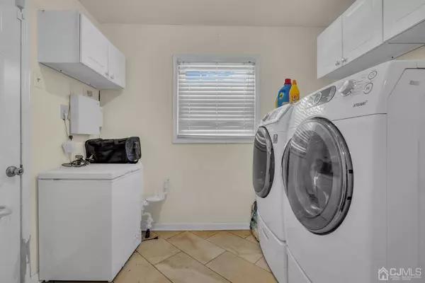 145 tyler DR, Willingboro, NJ 08046