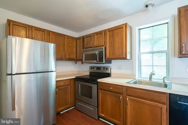 139 STONE HOUSE LN, Columbia, PA 17512