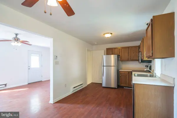 139 STONE HOUSE LN, Columbia, PA 17512