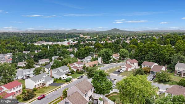 122 CARRIAGE DR, Birdsboro, PA 19508