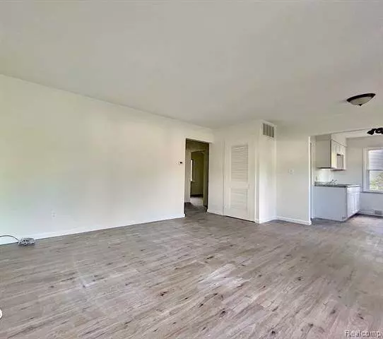 22201 MORTON Street, Oak Park, MI 48237