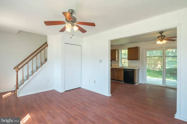 139 STONE HOUSE LN, Columbia, PA 17512