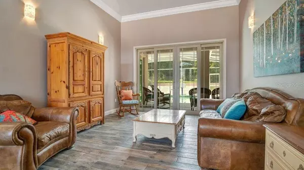 523 S PINE MEADOW DR, Debary, FL 32713