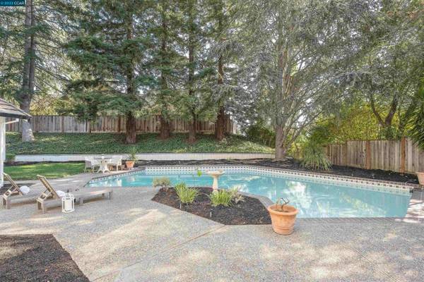 4088 Sugar Maple Dr, Danville, CA 94506