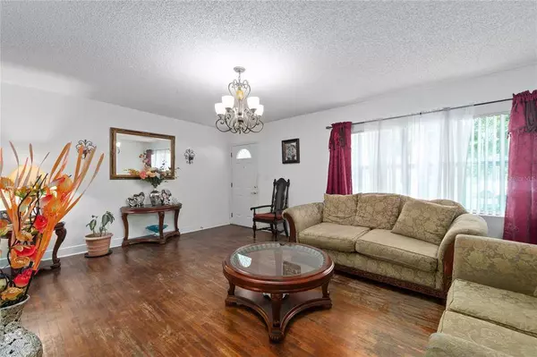 640 N FORSYTH RD, Orlando, FL 32807