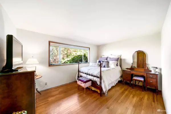 29620 10th PL S, Federal Way, WA 98003