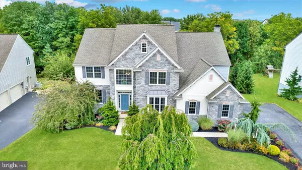 148 SAVANNAH DR, Hummelstown, PA 17036