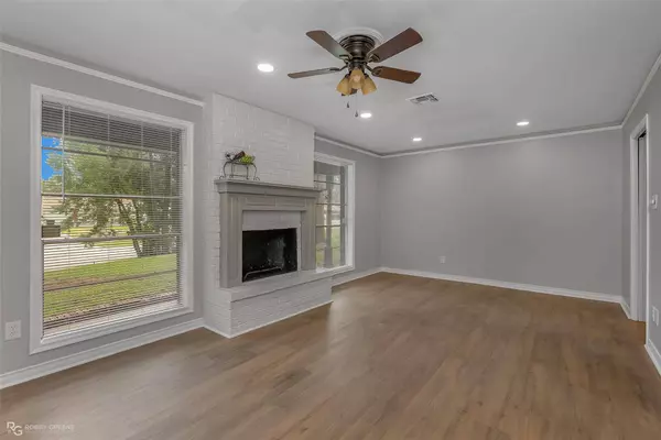 2604 Ridge Lake, Shreveport, LA 71109