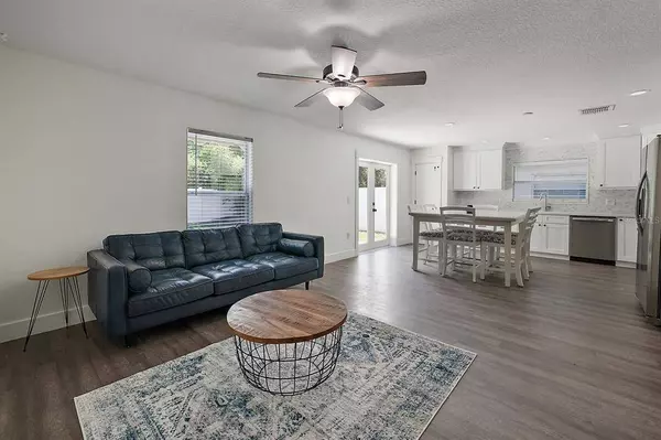 5012 BALLARK ST, Mount Dora, FL 32757