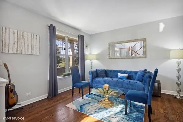 2897 Sterkel Road, North Aurora, IL 60542