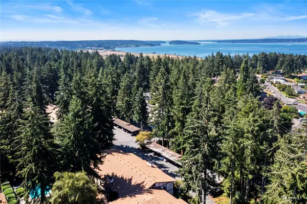 4501 Grandview DR W #T217, University Place, WA 98466