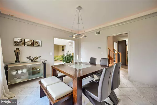 148 SAVANNAH DR, Hummelstown, PA 17036