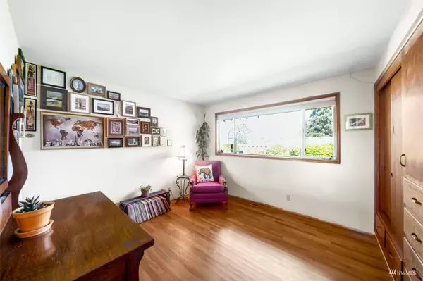 29620 10th PL S, Federal Way, WA 98003