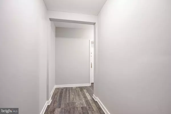 210 E MAPLE AVE, Merchantville, NJ 08109