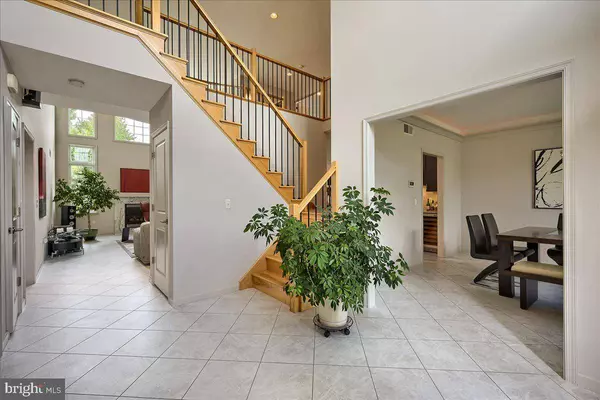 148 SAVANNAH DR, Hummelstown, PA 17036