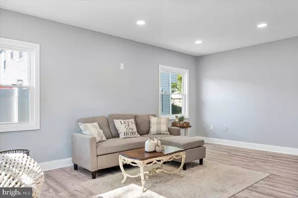 114 HILLCREST LN, Willingboro, NJ 08046