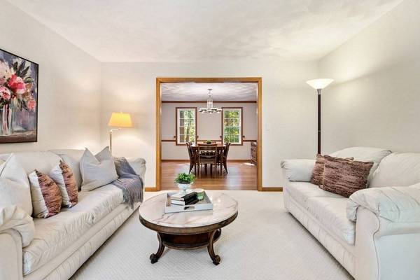 2 Emily Way, Westford, MA 01886