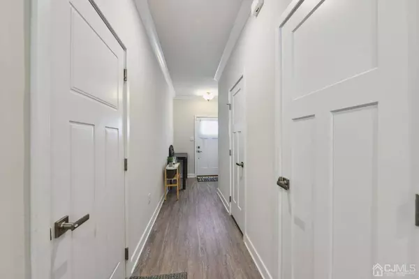 17 Athens WAY, Aberdeen, NJ 07721