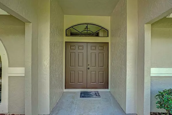 14158 N 80th LN, Loxahatchee, FL 33470