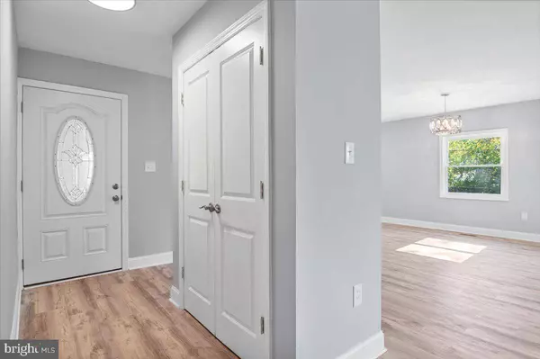 114 HILLCREST LN, Willingboro, NJ 08046