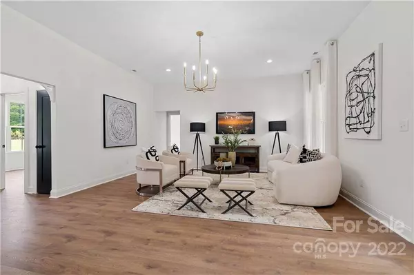 2214 Lannie LN, Rock Hill, SC 29730