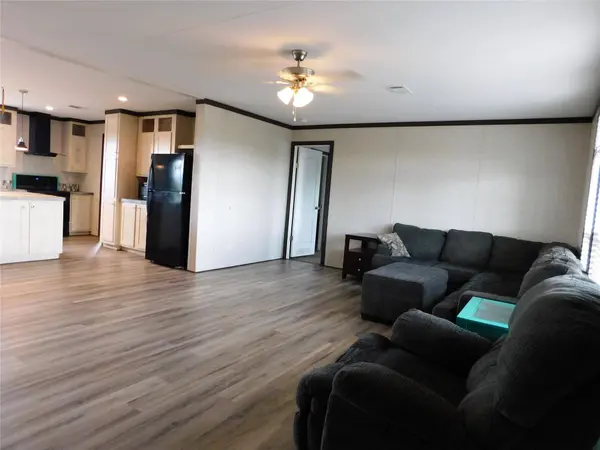 3184 NE County Rd 0200, Powell, TX 75153