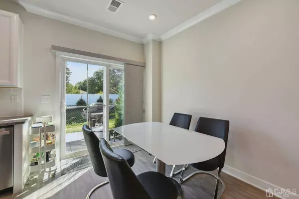 17 Athens WAY, Aberdeen, NJ 07721