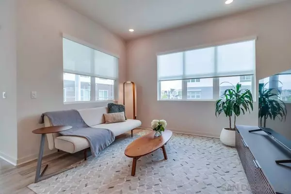 2071 Bravo Loop #2, Chula Vista, CA 91915