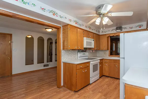 622 Bethel DR, Joliet, IL 60435