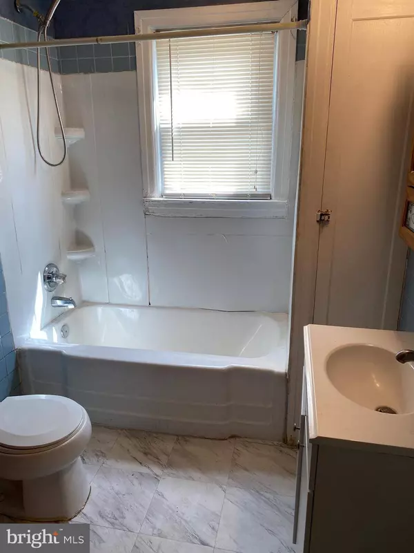 1590 PENNINGTON RD, Trenton, NJ 08618