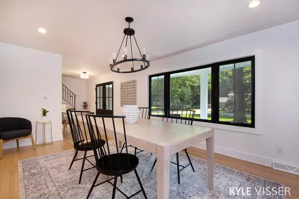 1505 Hillsboro SE Avenue, Grand Rapids, MI 49546