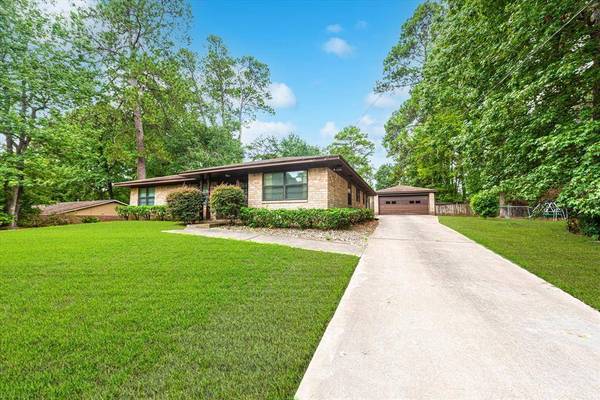 328 Olive ST, Huntsville, TX 77340