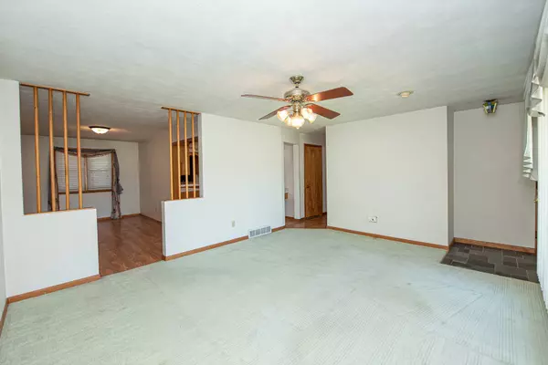 622 Bethel DR, Joliet, IL 60435