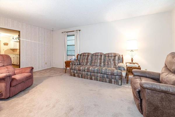 328 Olive ST, Huntsville, TX 77340