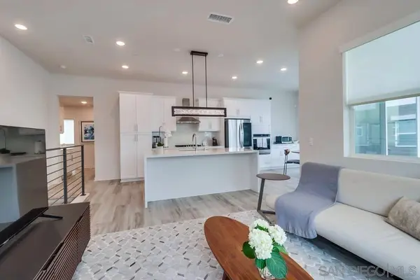 2071 Bravo Loop #2, Chula Vista, CA 91915