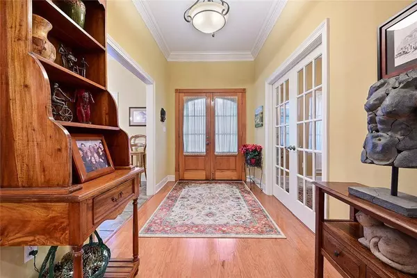 1555 Meadow Lake Drive, Zachary, LA 70791