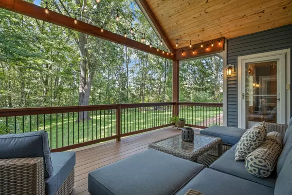 7979 Ella Terrace NE Drive, Rockford, MI 49341