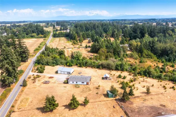 3181 Arnie RD, Custer, WA 98240
