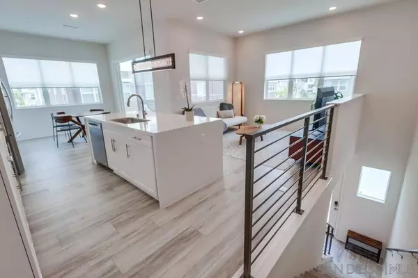 2071 Bravo Loop #2, Chula Vista, CA 91915