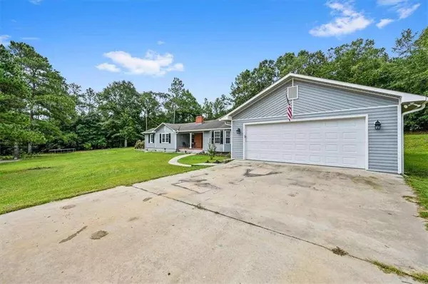 238 Henderson Rd, Macon, GA 31217